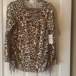 Leopard Print Long Sleeve Top